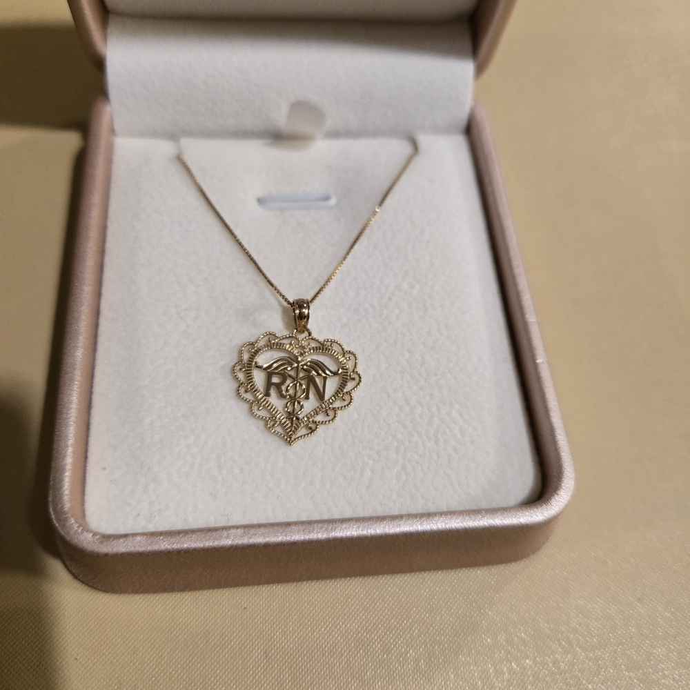 Elegant Gold Heart Pendant Necklace